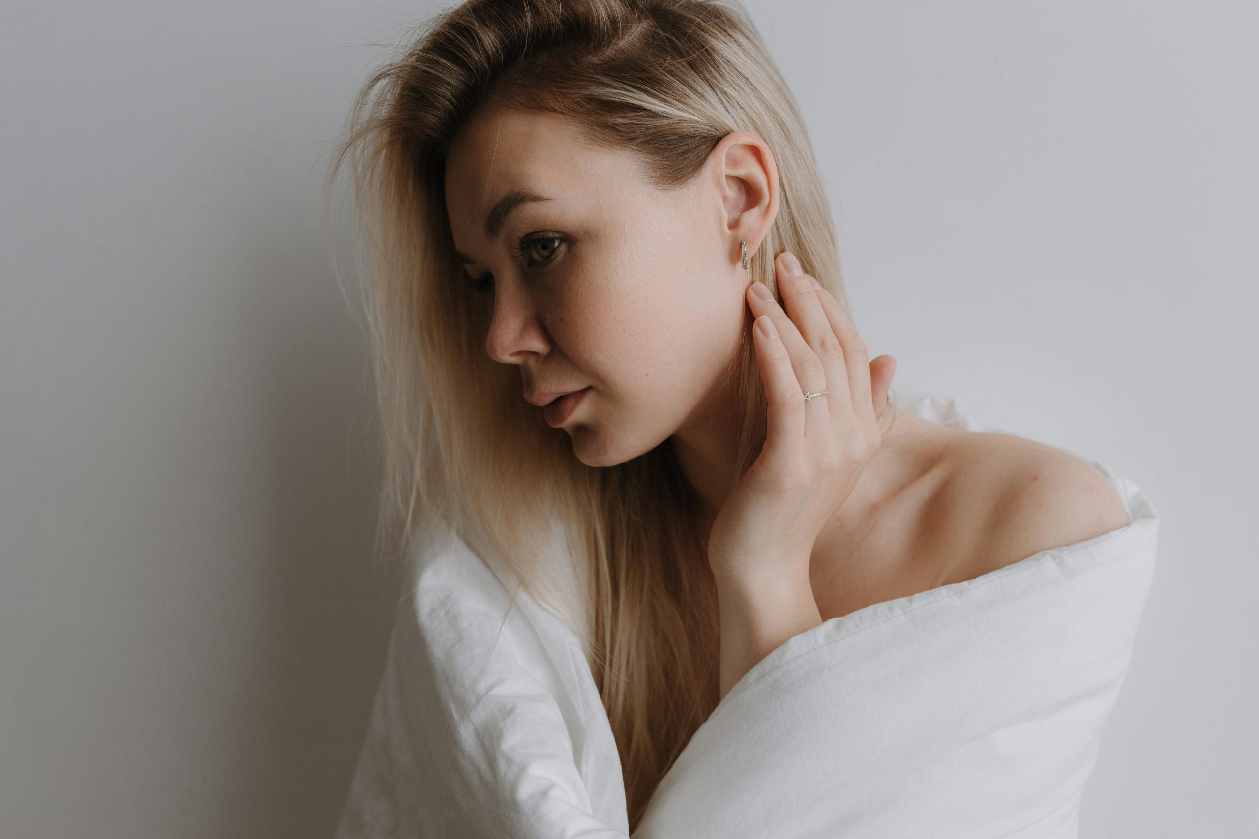 Die lAight-Therapie ist die schonende Behandlungsmethode der Akneambulanz.